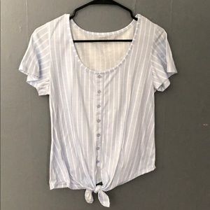Tie front short sleeve tee